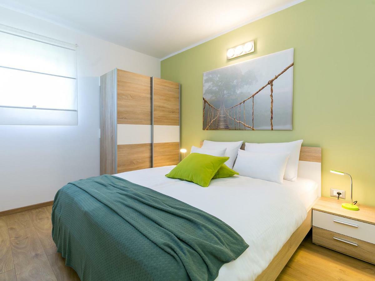 Pool Premium Apartment Orsera Esterno foto