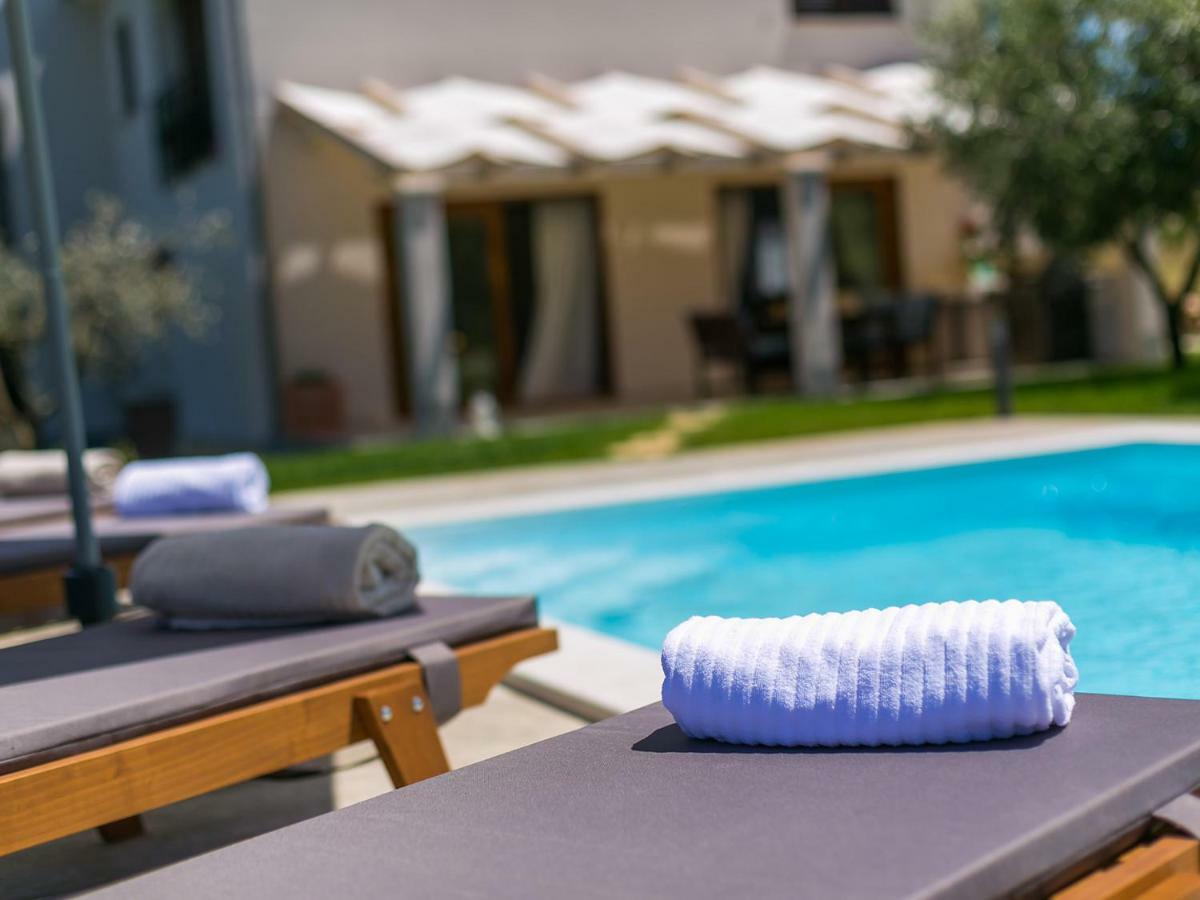 Pool Premium Apartment Orsera Esterno foto