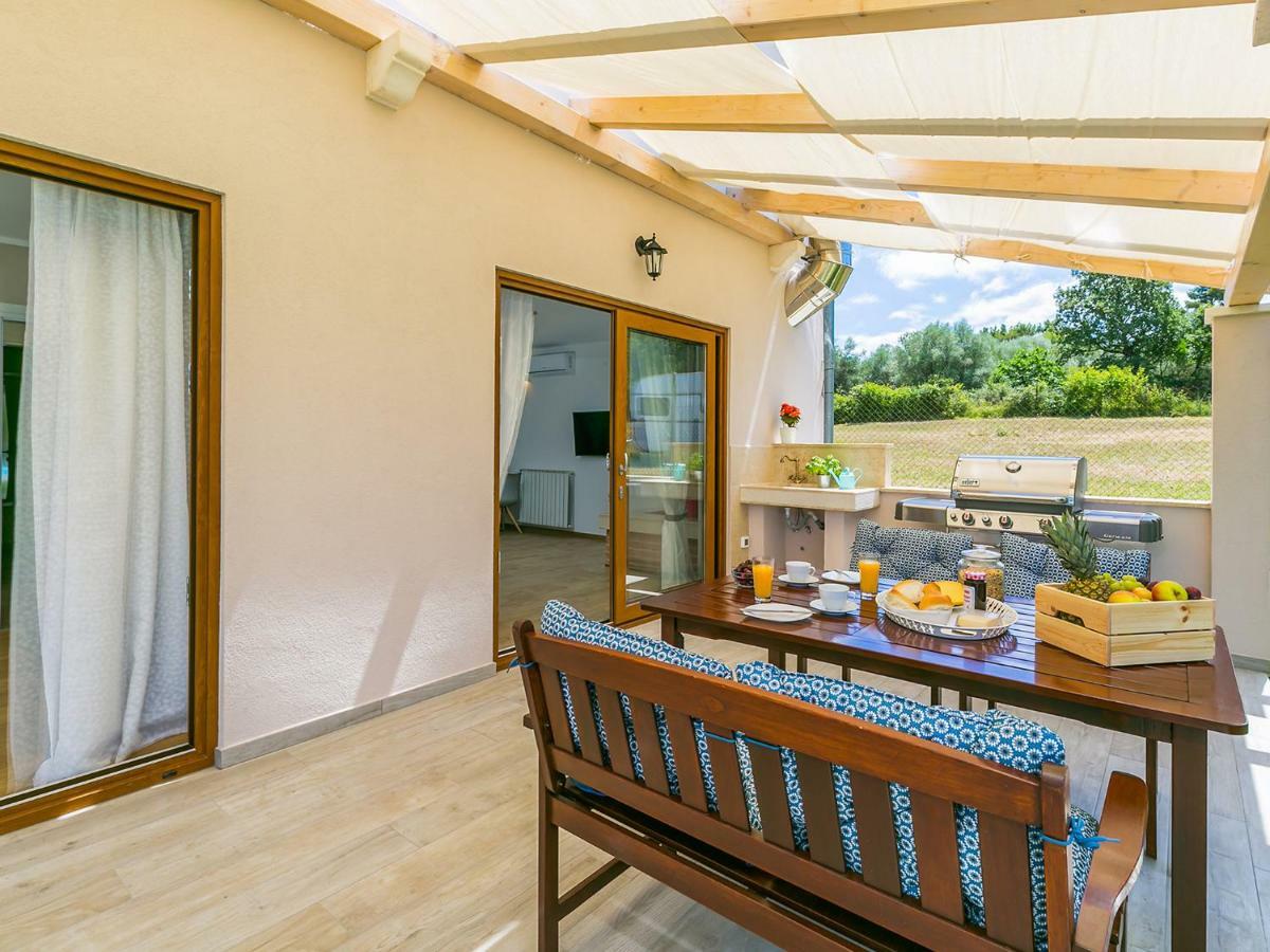 Pool Premium Apartment Orsera Esterno foto
