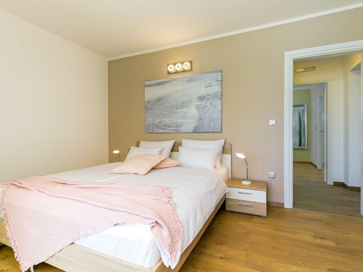 Pool Premium Apartment Orsera Esterno foto